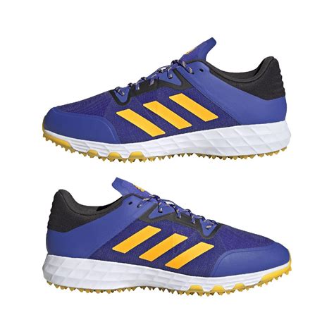 blauwe adidas hockeyschoenen|adidas veldhockey shirt.